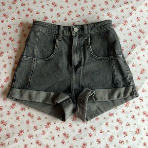 black jean shorts, urban outfitters size 25